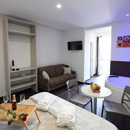 B&B In Centro Storico Салерно Екстериор снимка